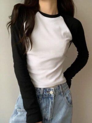 Raglan Black and White Fitted Top